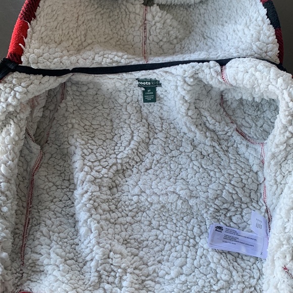 LAST CHANCE: Roots Sherpa Lined Fleece Hooded Sweater - Picture 4 of 4